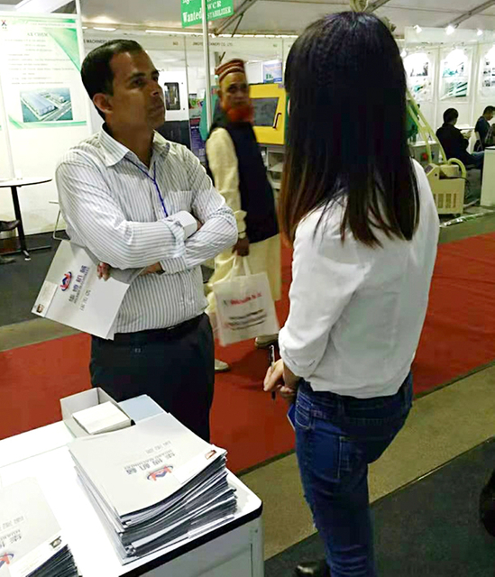 l'exposition du Bangladesh de la société de machines à refendre les non-tissés