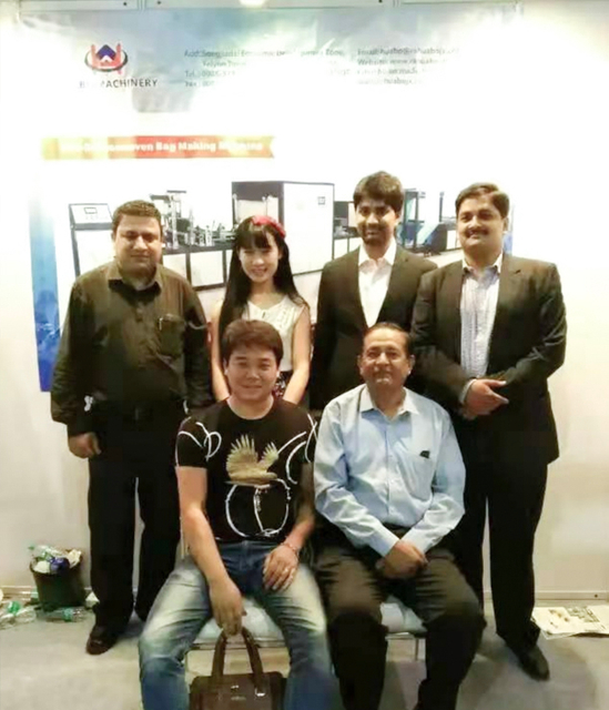 l'exposition indienne de la société de machines à sceller les boucles de poignée