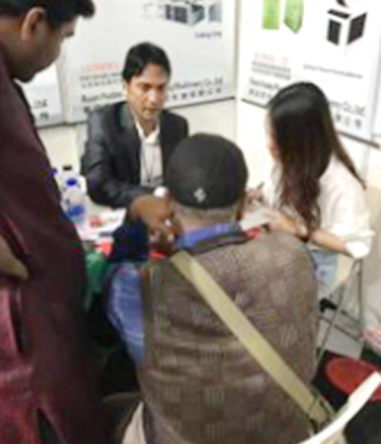 l'exposition du Bangladesh de la société de machines à refendre les non-tissés