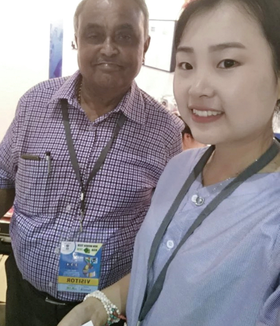 l'exposition indienne de la société de machines à sceller les boucles de poignée